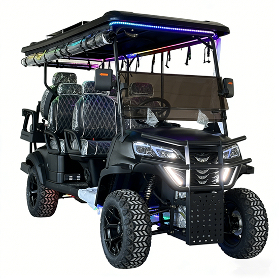 Полноприводный гольф-кар с двумя двигателями мощностью 5000 Вт.