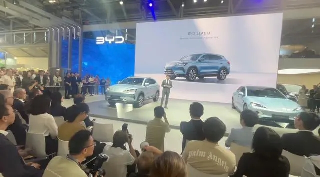 中国新能源汽车“方阵”闪耀德国慕尼黑车展 中国新能源汽车“方阵”闪耀德国慕尼黑车展