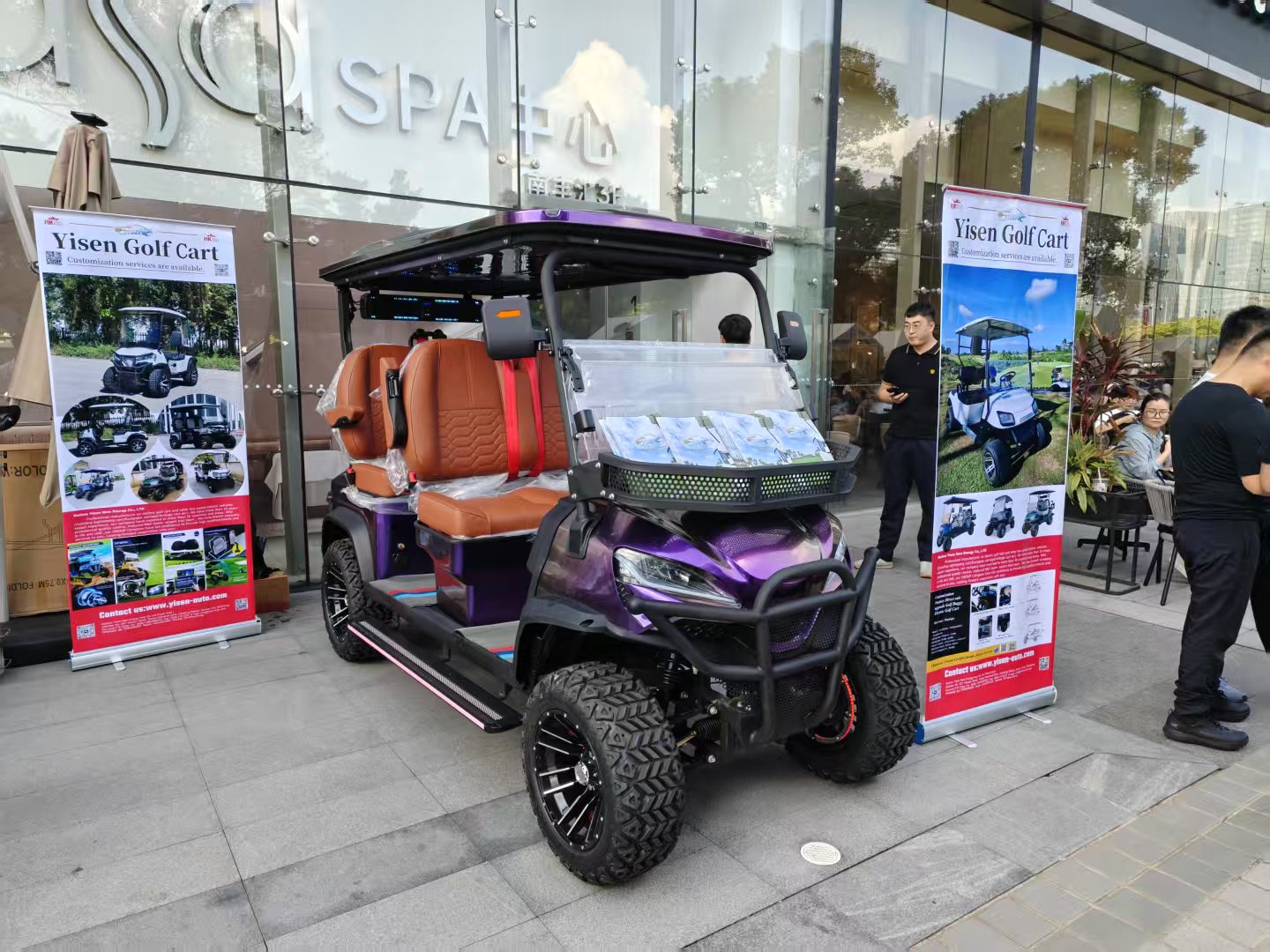 Ежегодная Кантонская ярмарка проходит с большим размахом. Стенд нашей компании находится в павильоне Golf Cart Outdoor. Будем рады вашему визиту. Ежегодная Кантонская ярмарка проходит с большим размахом. Стенд нашей компании находится в павильоне Golf Cart Outdoor. Будем рады вашему визиту.