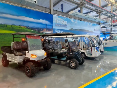 3 сентября 2025 года в торжественной обстановке прошел Антифашистский военный парад и выставка экскурсионных автомобилей на новой энергии.