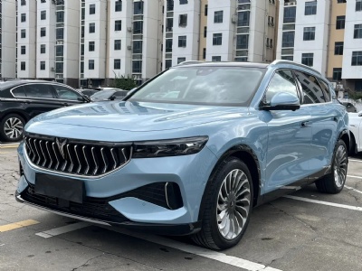 Производство и продажи в июле выросли более чем на 30> в годовом исчислении, а автомобили на новых источниках энергии продолжали успешно развиваться.