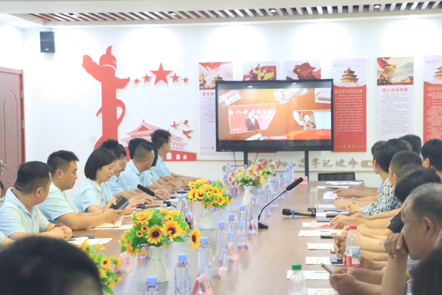 9f21168bc116a5229f0ec240dd9af1cf.jpg 9f21168bc116a5229f0ec240dd9af1cf.jpg