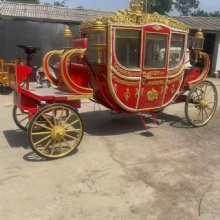 Horse Carriage Wedding Style Park Sightseeing Tour Carriages for Sale Drawn Wheeled Vehicle Retro Cart