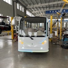 定制设计的高端带轮廓灯11座封闭式观光巴士