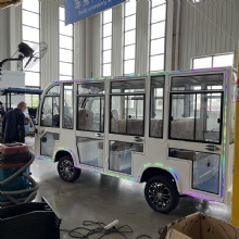 定制设计的高端带轮廓灯11座封闭式观光巴士